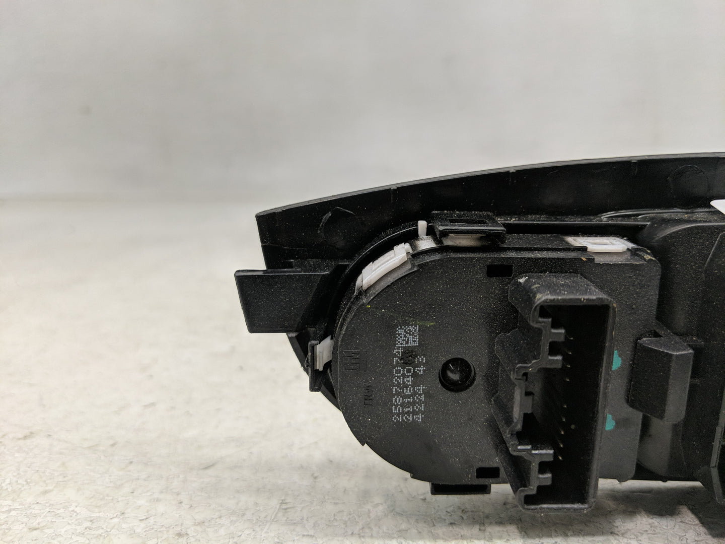 2014-2016 Chevrolet Malibu Master Power Window Switch Replacement Driver Side Left P/N:25872074 Fits OEM Used Auto Parts - O