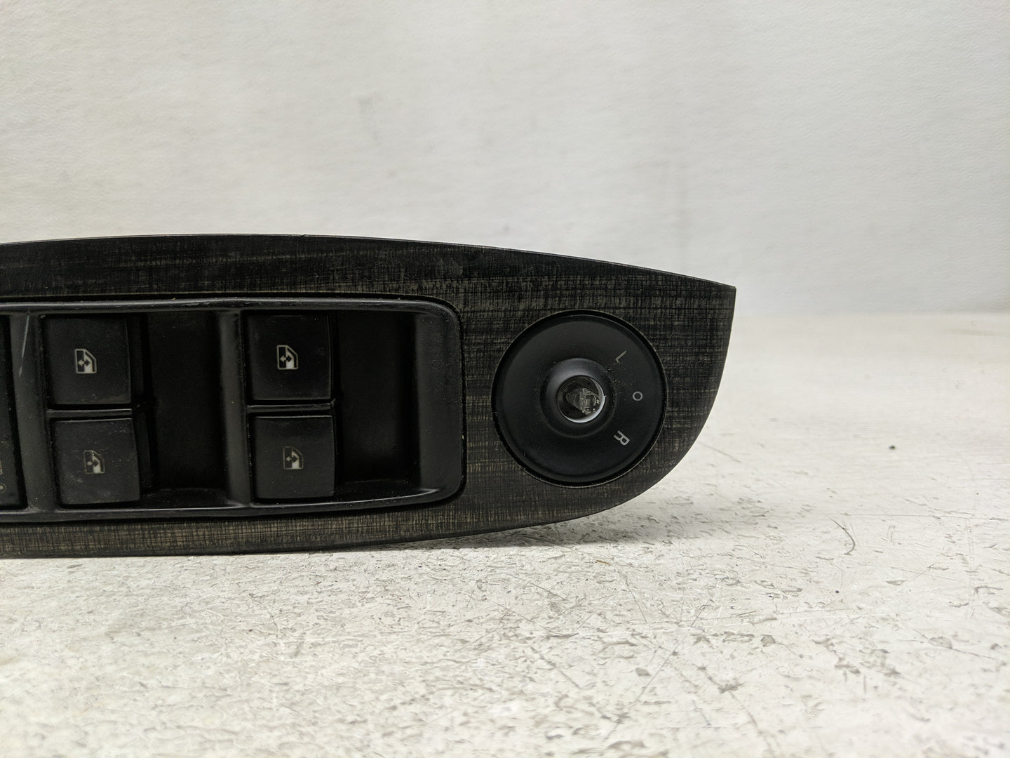 2014-2016 Chevrolet Malibu Master Power Window Switch Replacement Driver Side Left P/N:25872074 Fits OEM Used Auto Parts - O