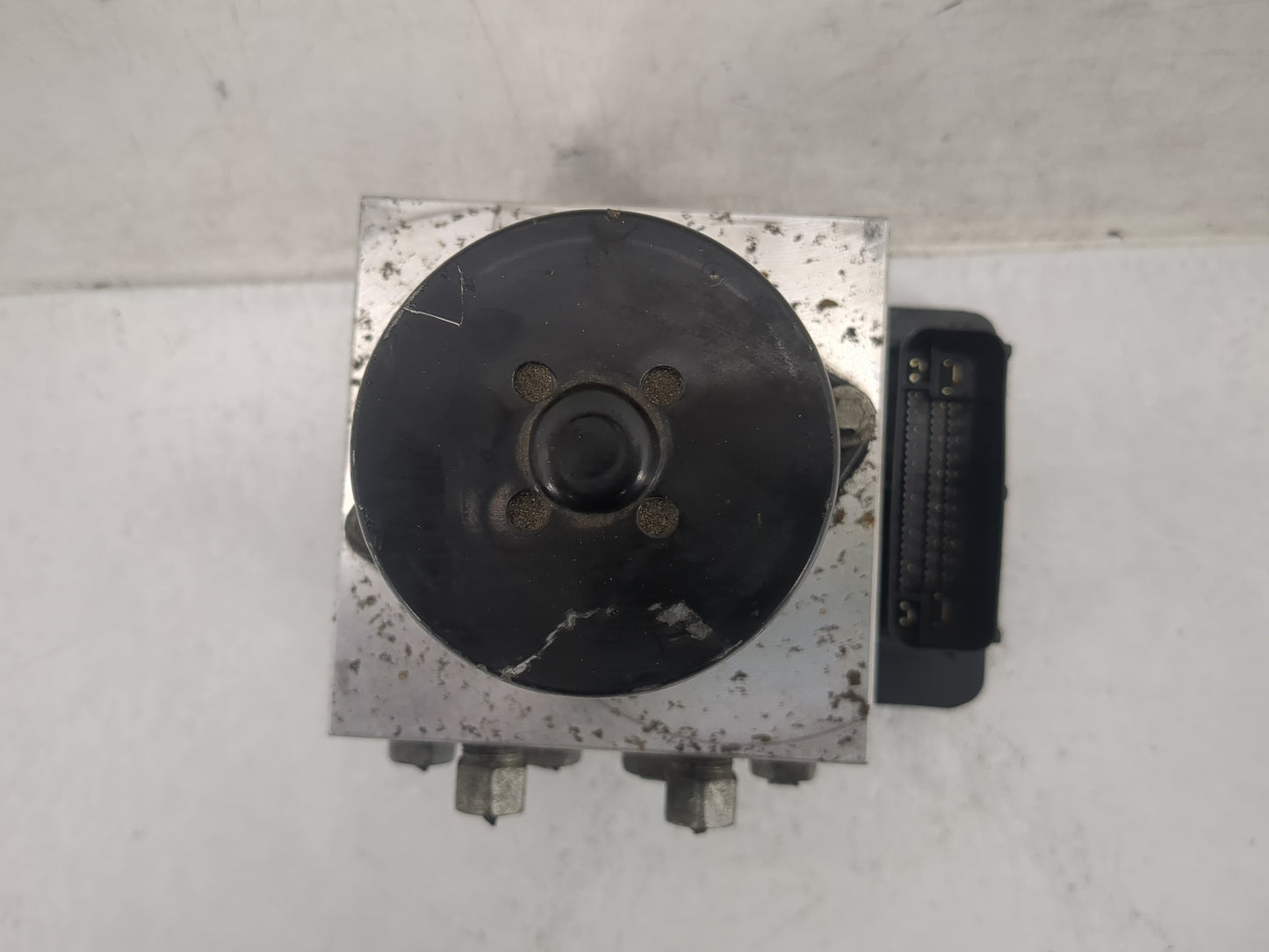 2013-2016 Chevrolet Malibu ABS Pump Control Module Replacement P/N:16817037 54086176D, 22863598 Fits Fits 2012 2013 2014 201