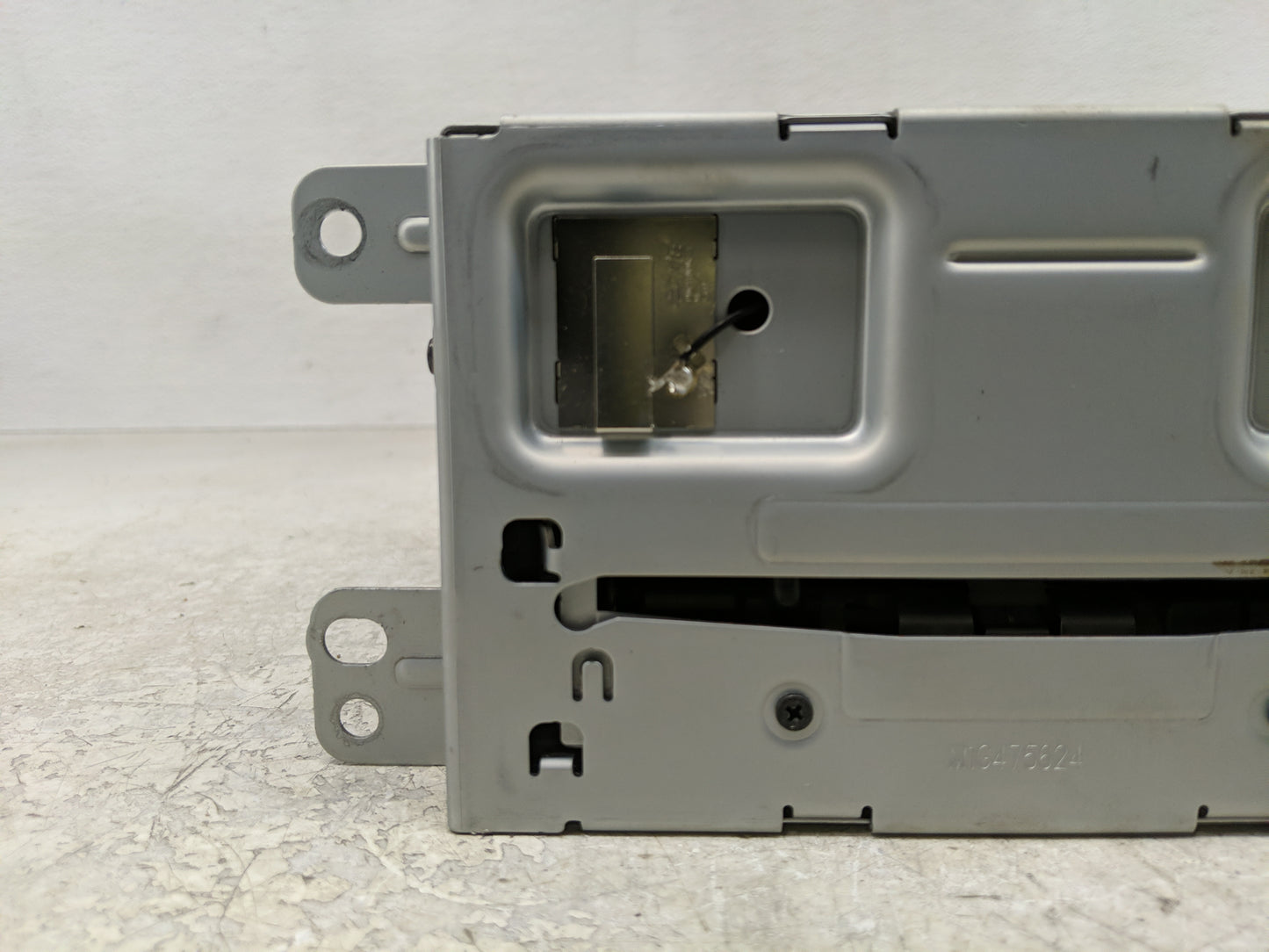 2014-2016 Chevrolet Malibu Radio AM FM Cd Player Receiver Replacement P/N:23476254 Fits Fits 2014 2015 2016 OEM Used Auto Pa