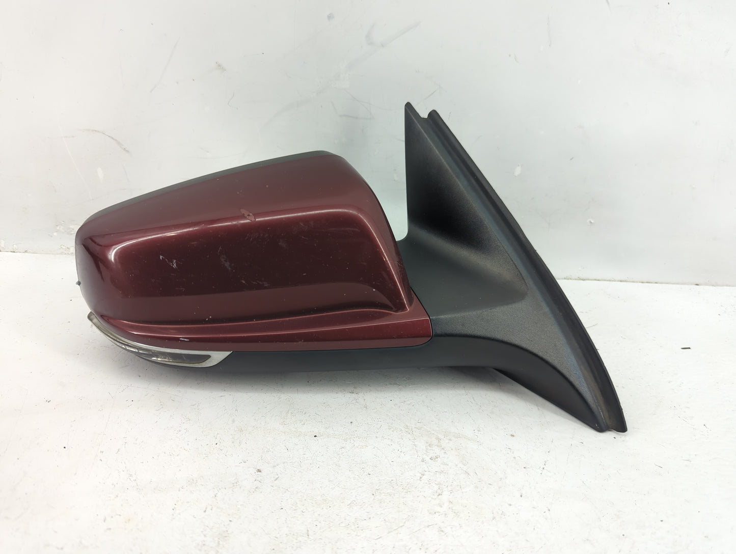 2014-2016 Chevrolet Malibu Passenger Side View Mirror - Right Door Mirror OEM Used - Oemusedautoparts1.com
