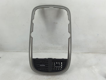 Chevrolet Malibu Information Radio Display Screen Bezel Vents 1376548 - Oemusedautoparts1.com