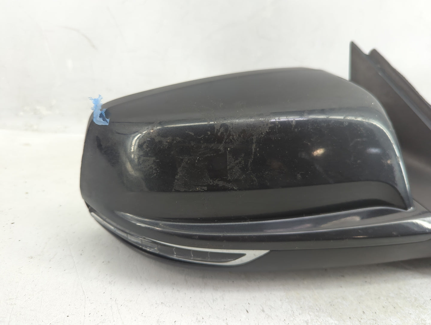 2014-2016 Chevrolet Malibu Passenger Side View Mirror - Right Door Mirror OEM Used - Oemusedautoparts1.com