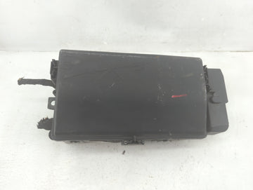 2014-2016 Chevrolet Malibu Fusebox Fuse Box Panel Relay Module P/N:812461952 Fits Fits 2014 2015 2016 OEM Used Auto Parts - 
