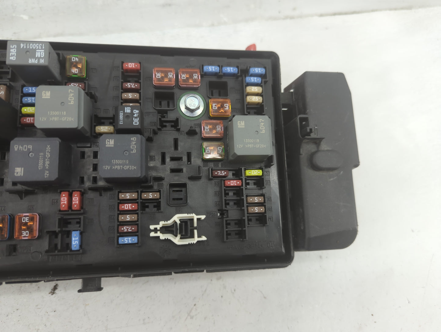 2014-2016 Chevrolet Malibu Fusebox Fuse Box Panel Relay Module P/N:812461952 Fits Fits 2014 2015 2016 OEM Used Auto Parts - 