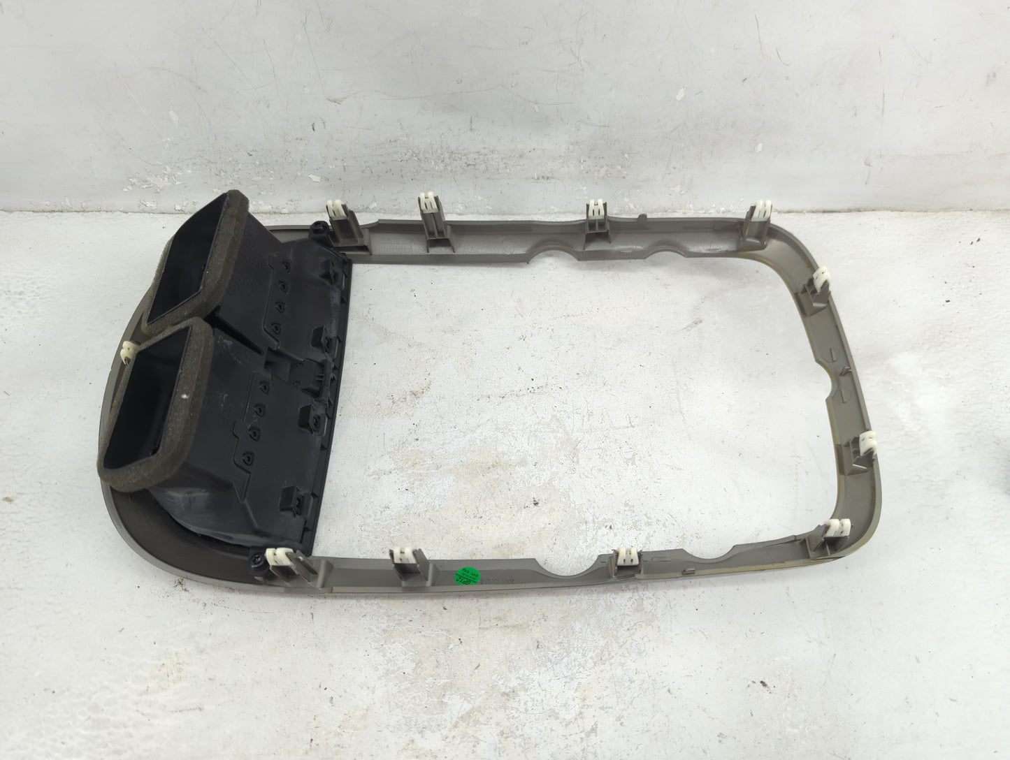 2015 Chevrolet Malibu Information Radio Display Screen Bezel Vents 1383332 - Oemusedautoparts1.com
