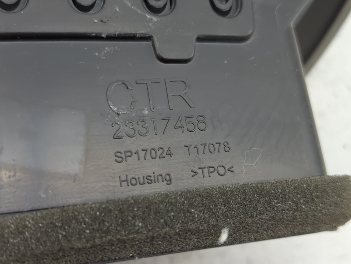 2015 Chevrolet Malibu Information Radio Display Screen Bezel Vents 1383332 - Oemusedautoparts1.com