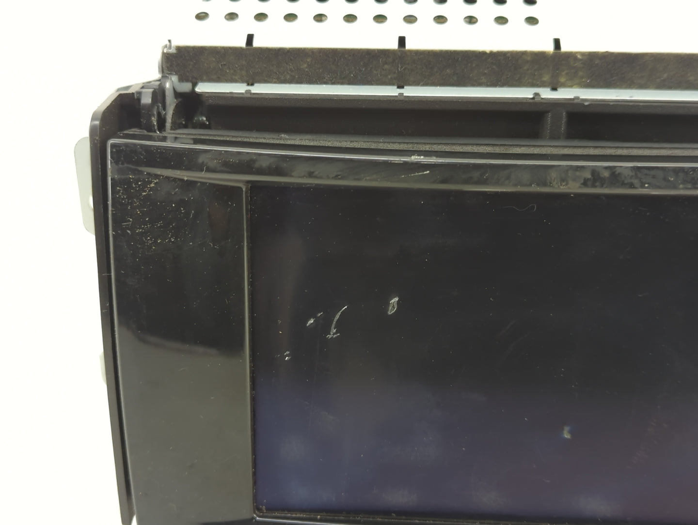 2015 Chevrolet Malibu Radio AM FM Cd Player Receiver Replacement P/N:22869142 Fits OEM Used Auto Parts - Oemusedautoparts1.c