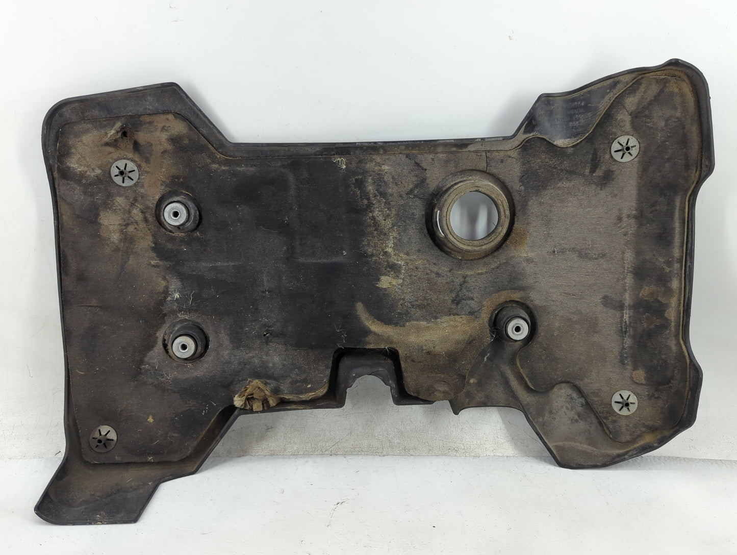 2015 Chevrolet Malibu Engine Cover - Oemusedautoparts1.com
