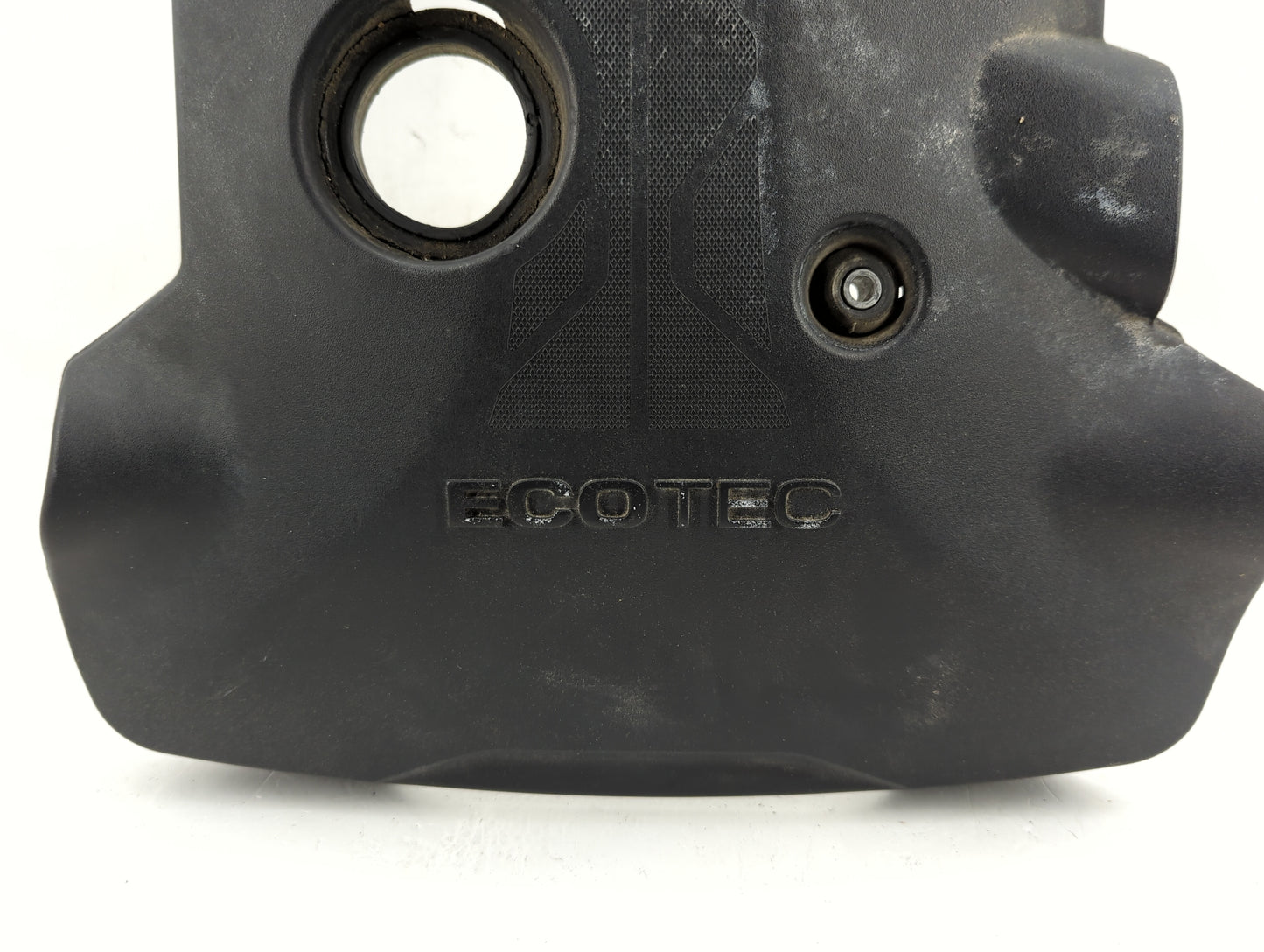 2015 Chevrolet Malibu Engine Cover - Oemusedautoparts1.com
