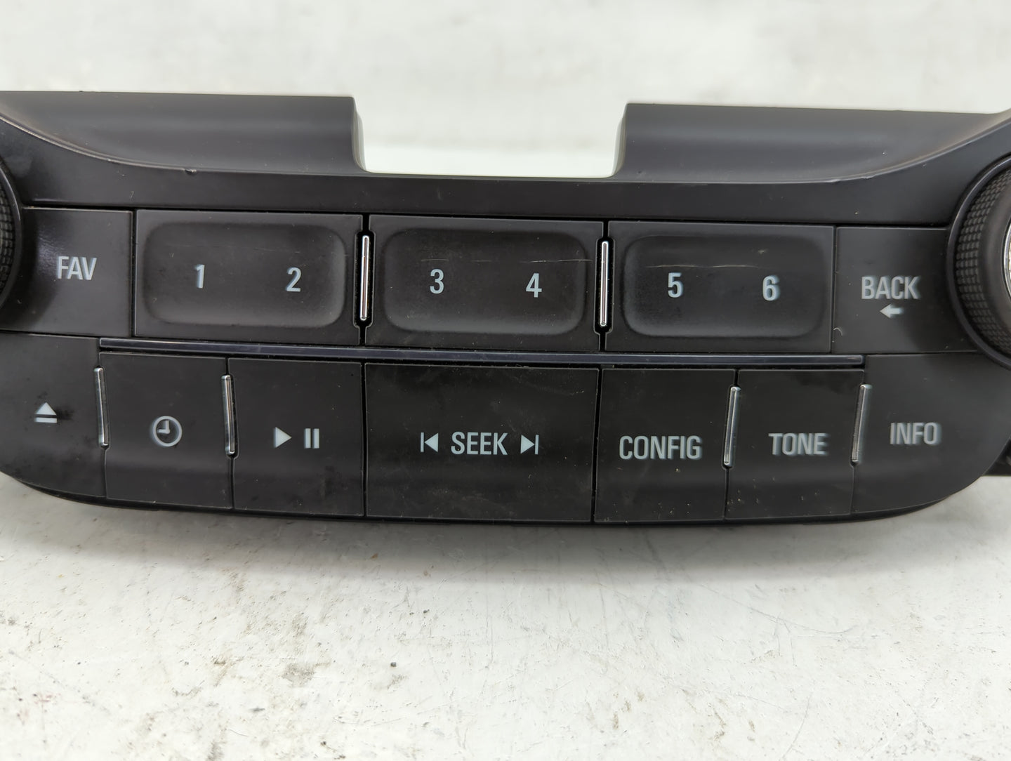 2014-2016 Chevrolet Malibu Radio Control Panel - Oemusedautoparts1.com