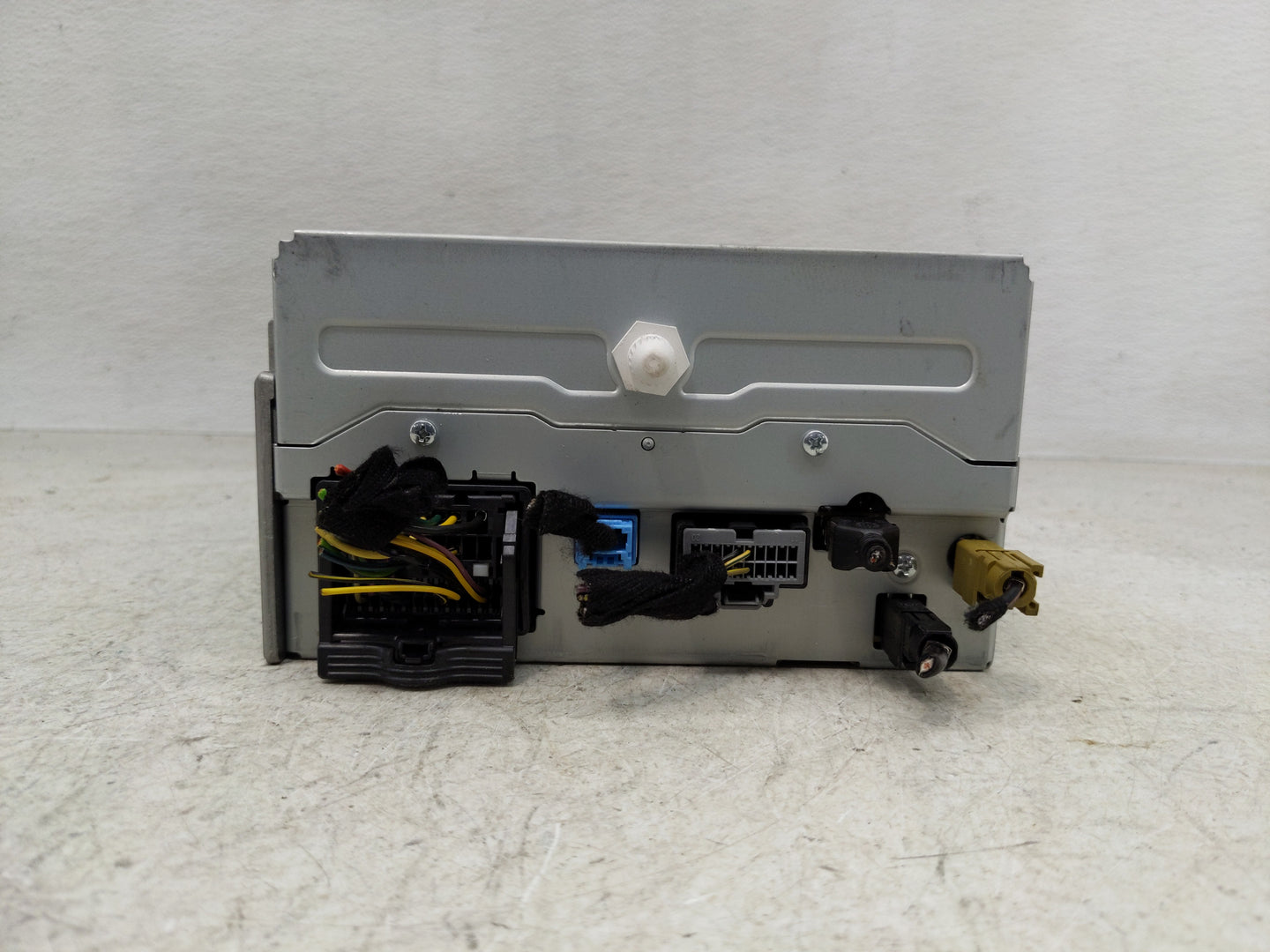 2014-2016 Chevrolet Malibu Radio AM FM Cd Player Receiver Replacement P/N:23476254 Fits Fits 2014 2015 2016 OEM Used Auto Pa