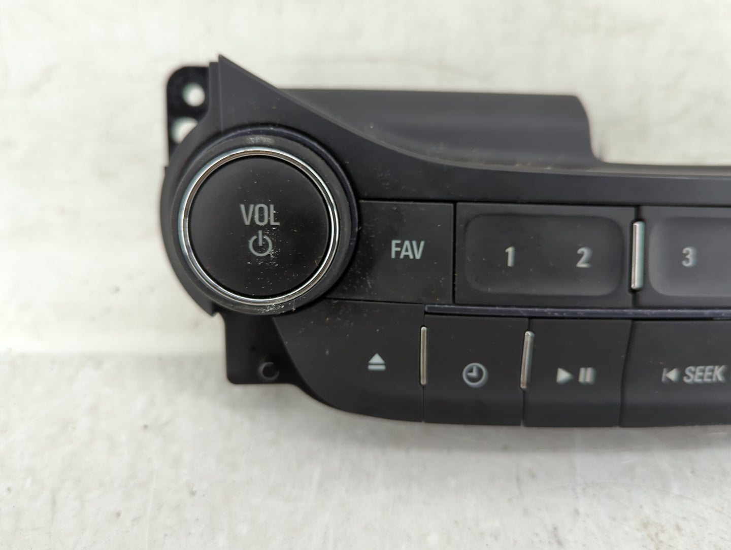 2014-2016 Chevrolet Malibu Radio AM FM Cd Player Receiver Replacement P/N:23430068 Fits Fits 2014 2015 2016 OEM Used Auto Pa