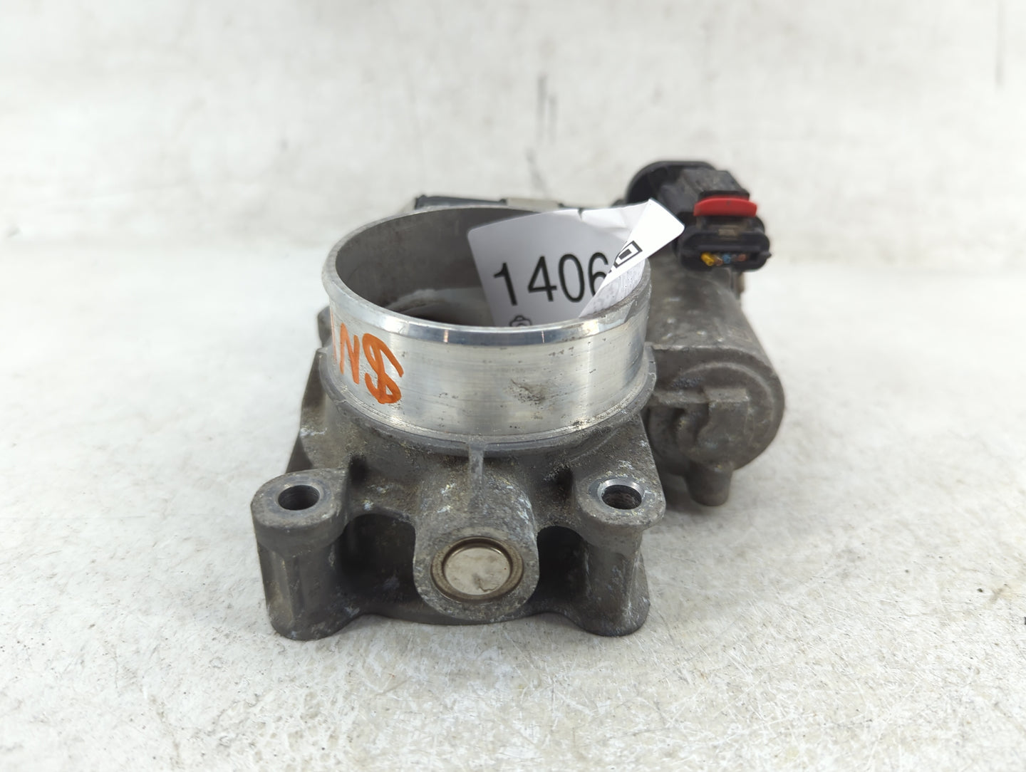 2013-2015 Chevrolet Malibu Throttle Body P/N:12627217DA Fits Fits 2013 2014 2015 2017 2018 2019 2020 OEM Used Auto Parts - O