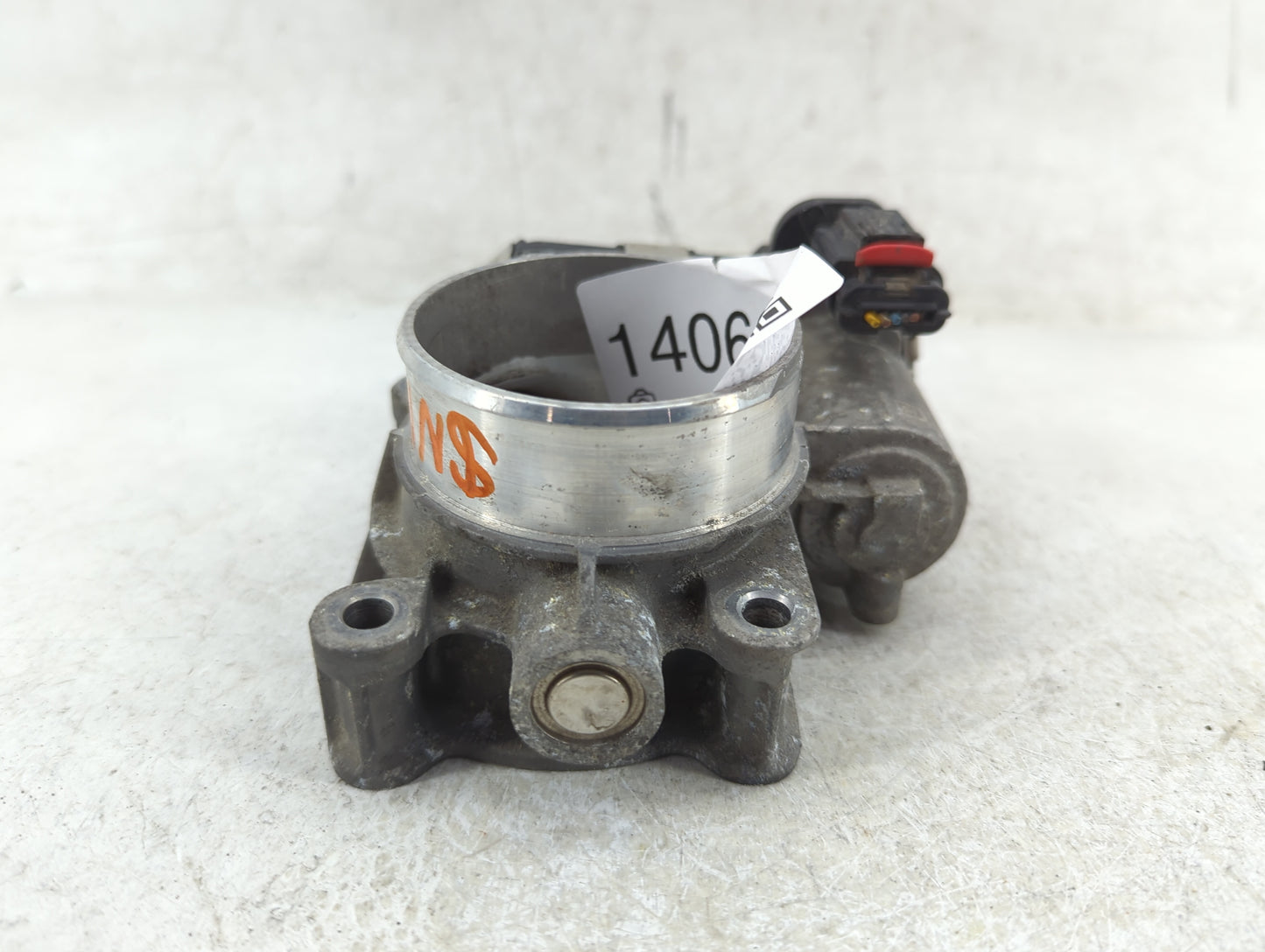 2013-2015 Chevrolet Malibu Throttle Body P/N:12627217DA Fits Fits 2013 2014 2015 2017 2018 2019 2020 OEM Used Auto Parts - O