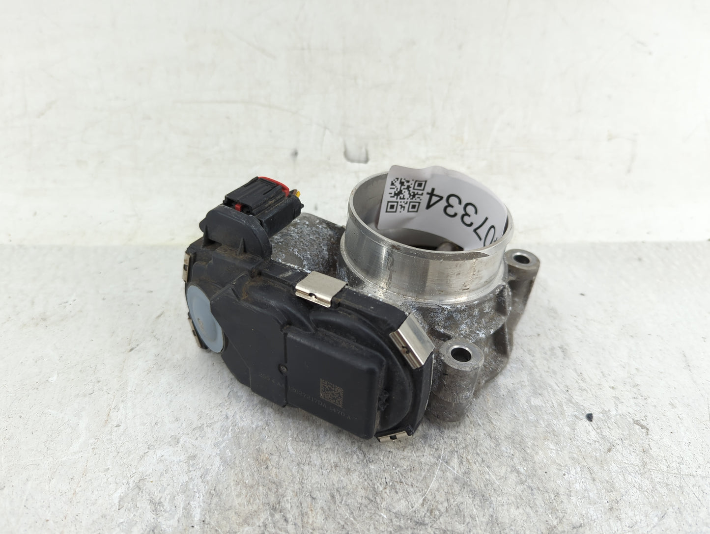 2013-2015 Chevrolet Malibu Throttle Body P/N:12627217DA Fits Fits 2013 2014 2015 2017 2018 2019 2020 OEM Used Auto Parts - O