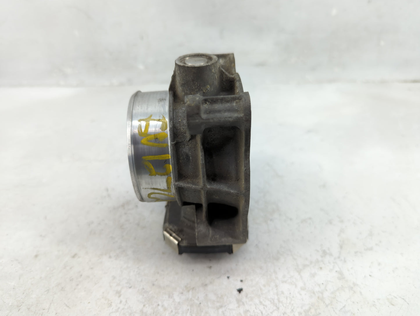 2013-2015 Chevrolet Malibu Throttle Body P/N:12627217DA Fits Fits 2013 2014 2015 2017 2018 2019 2020 OEM Used Auto Parts - O