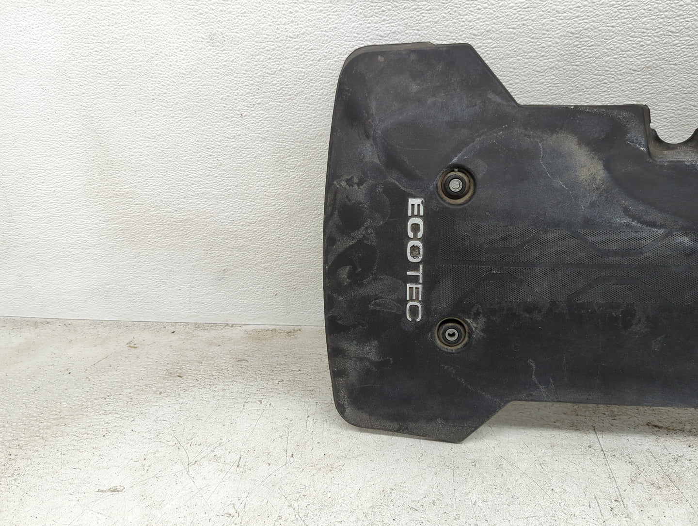 2015 Chevrolet Malibu Engine Cover - Oemusedautoparts1.com