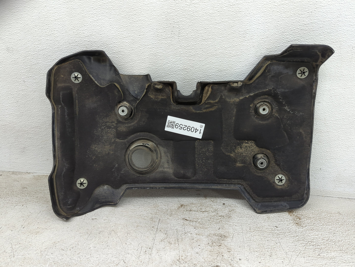 2015 Chevrolet Malibu Engine Cover - Oemusedautoparts1.com