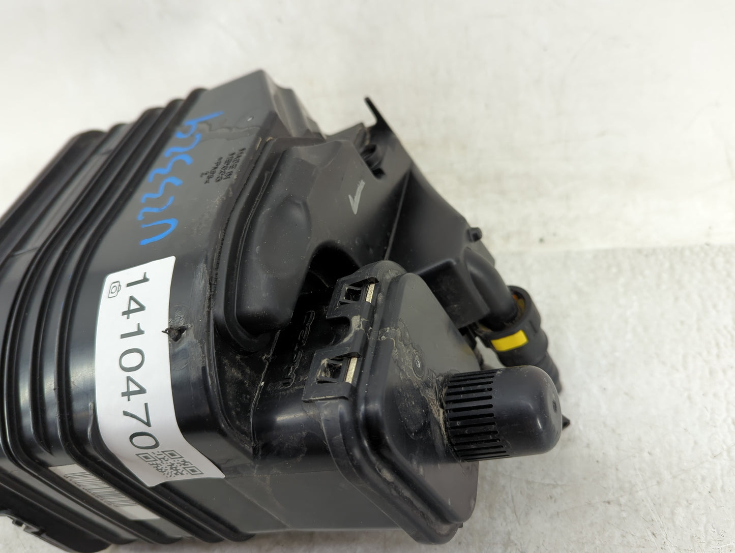 2015 Chevrolet Malibu Fuel Vapor Charcoal Canister 1410470 - Oemusedautoparts1.com