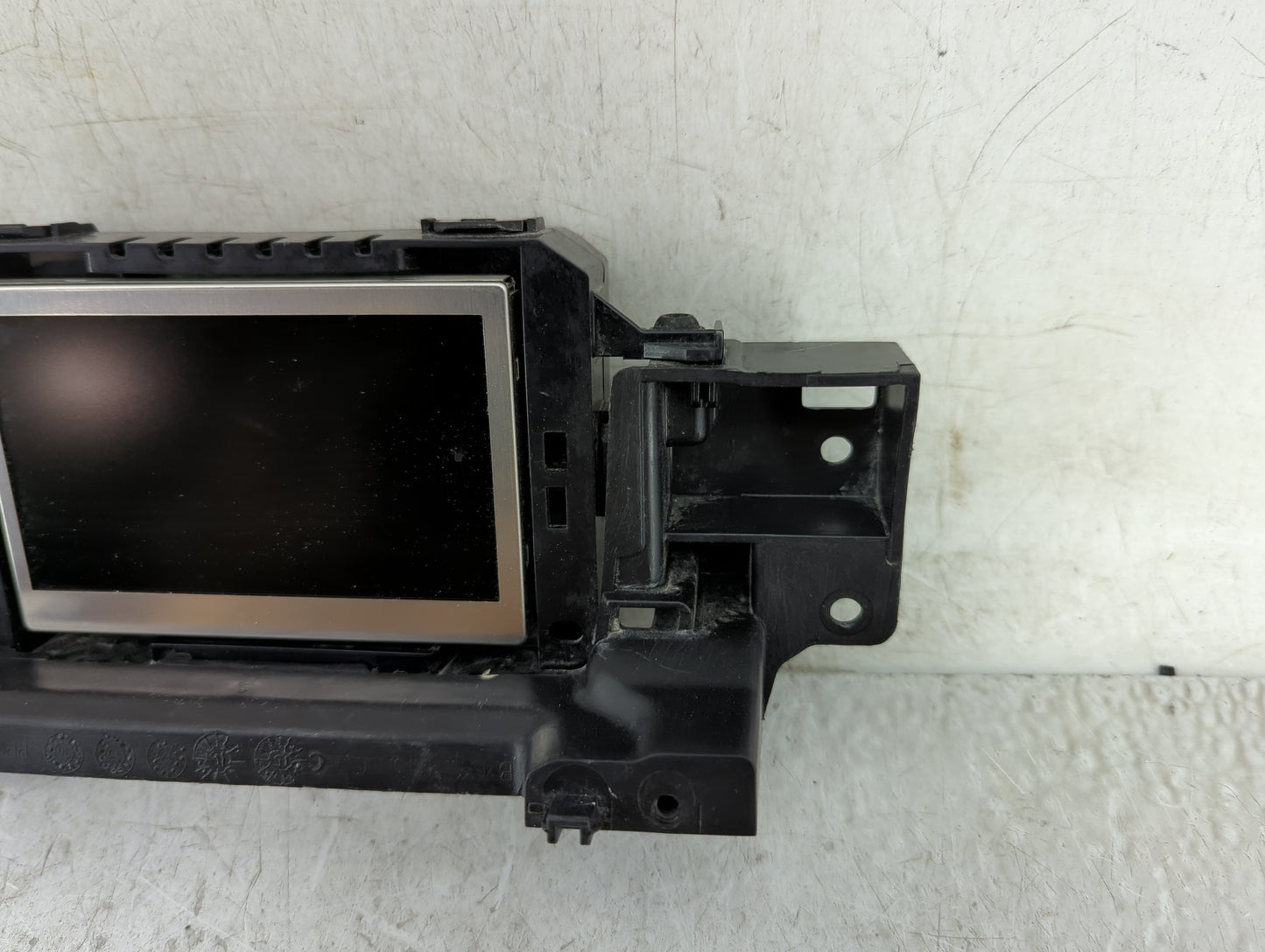 2014-2016 Chevrolet Malibu Radio AM FM Cd Player Receiver Replacement P/N:F1FT-18B955-CF Fits Fits 2014 2015 2016 OEM Used A