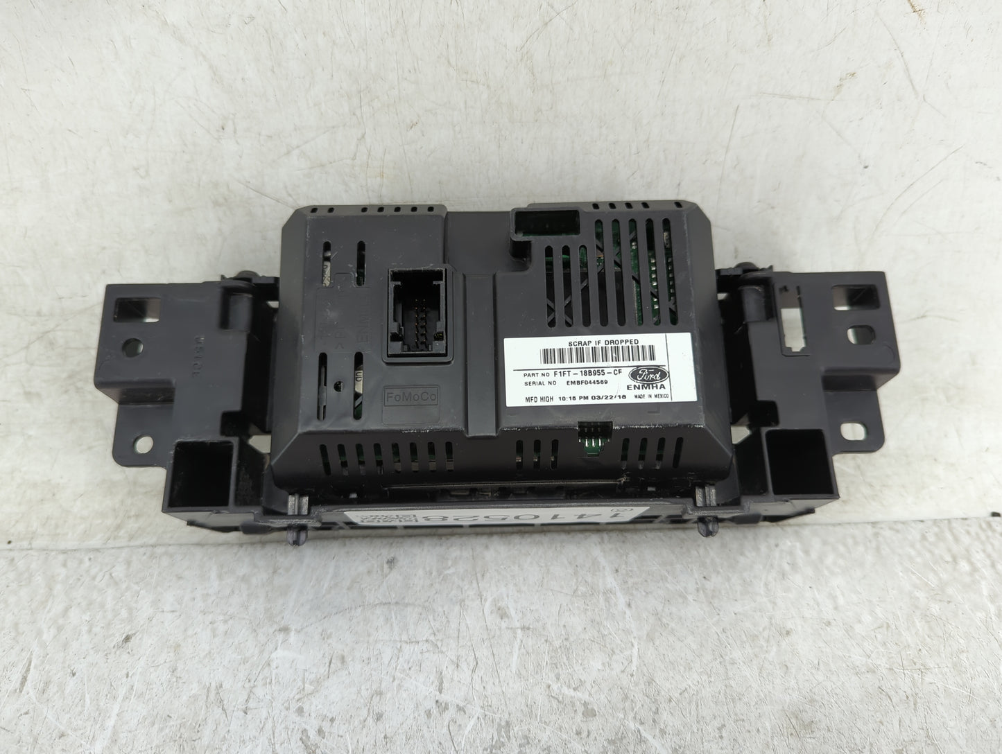 2014-2016 Chevrolet Malibu Radio AM FM Cd Player Receiver Replacement P/N:F1FT-18B955-CF Fits Fits 2014 2015 2016 OEM Used A