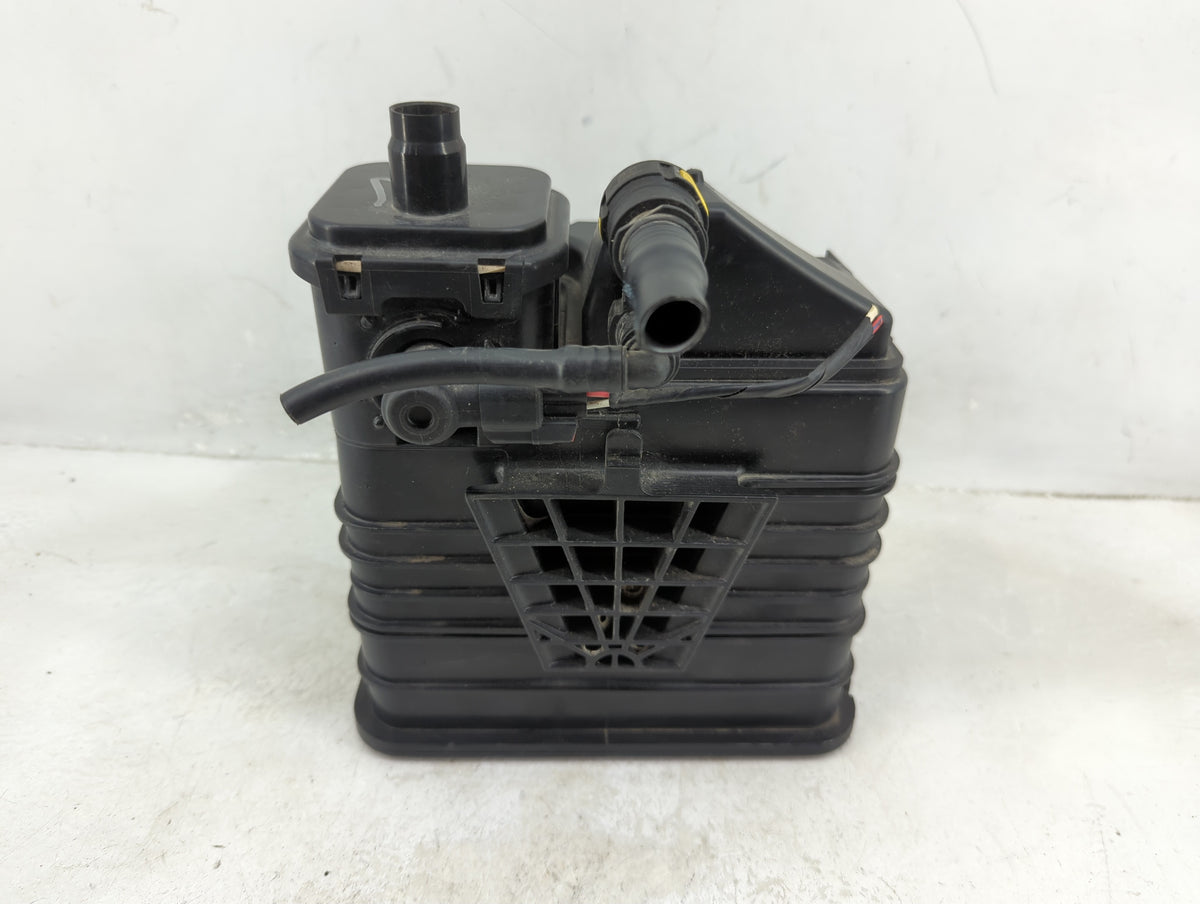 2015 Chevrolet Malibu Fuel Vapor Charcoal Canister 1410631 - Oemusedautoparts1.com