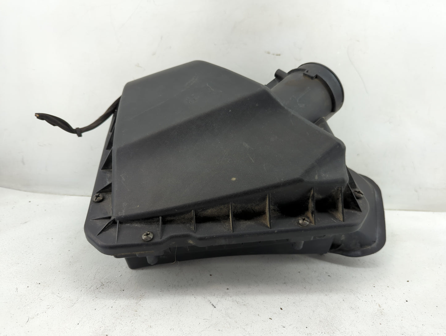 2014-2015 Chevrolet Malibu Air Cleaner Intake-duct Hose Tube - Oemusedautoparts1.com