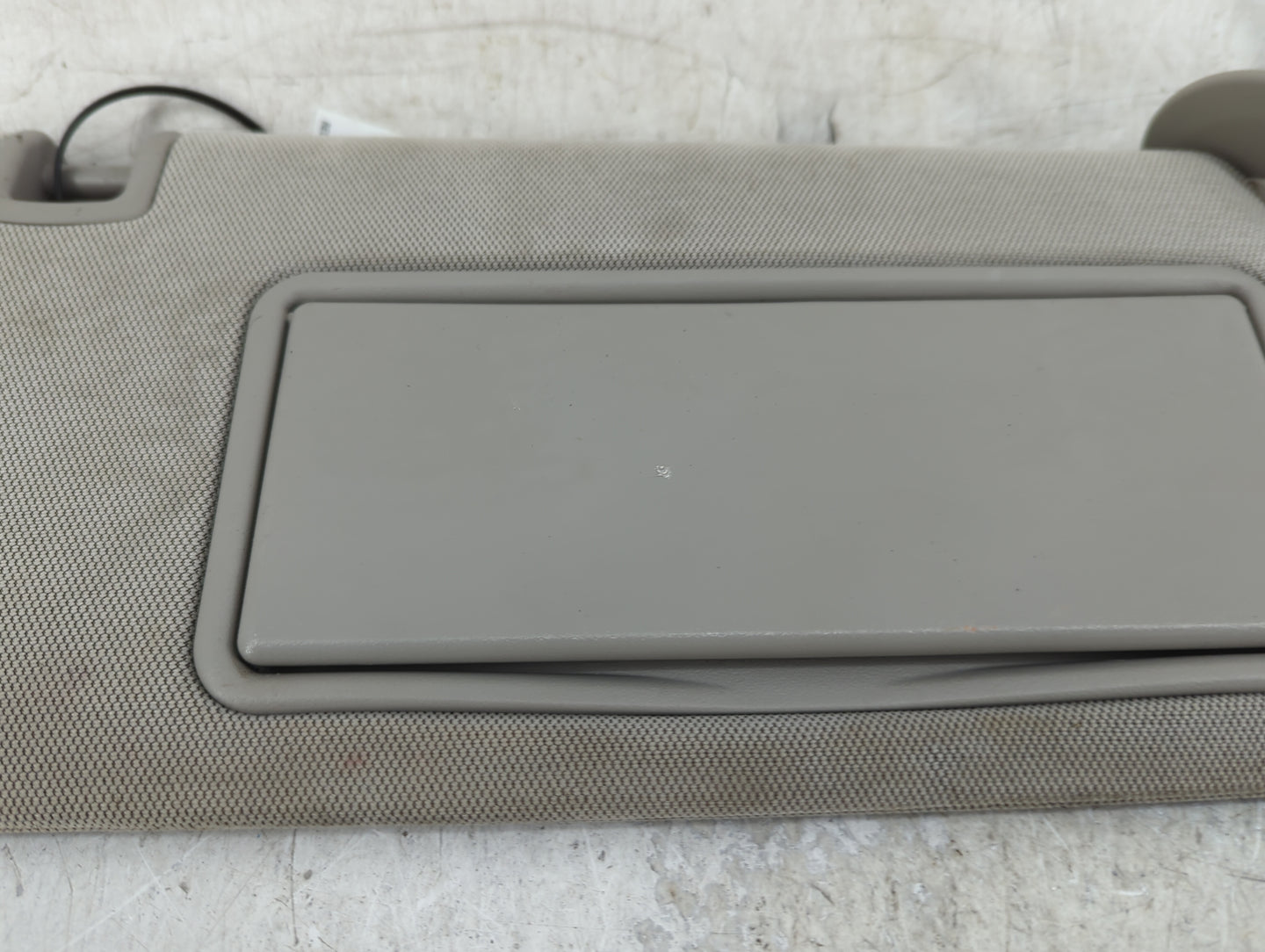 2013-2016 Chevrolet Malibu Sun Visor Shade Replacement Passenger Right Mirror Fits Fits 2013 2014 2015 2016 OEM Used Auto Pa