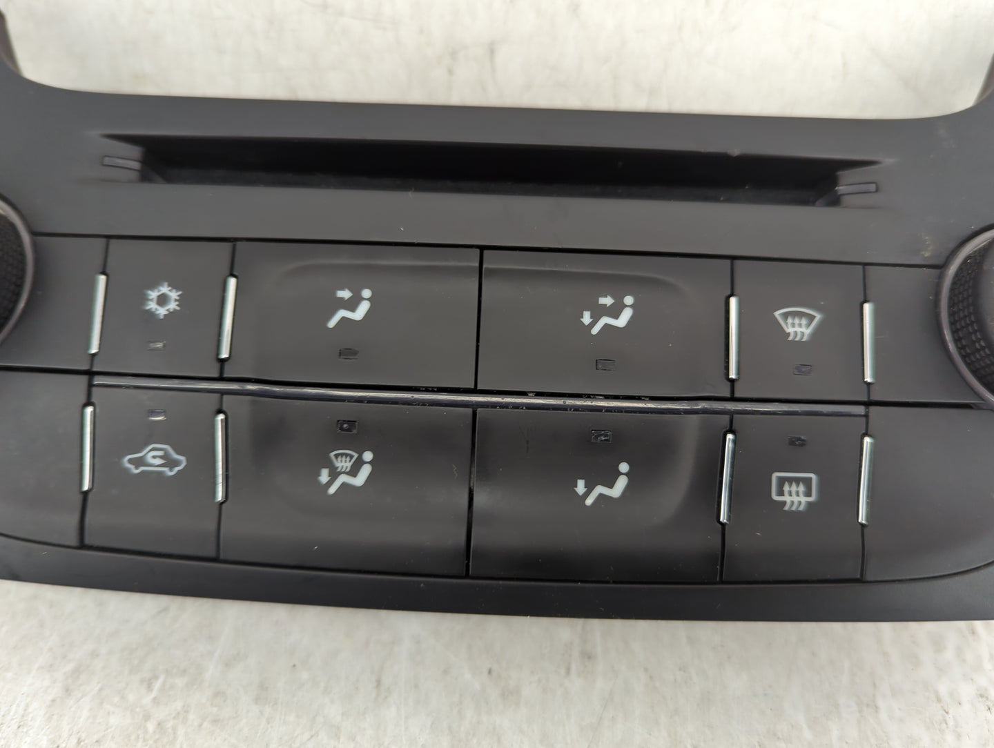 2014-2016 Chevrolet Malibu Climate Control Module Temperature AC/Heater Replacement P/N:23465797 545290509 Fits OEM Used Aut