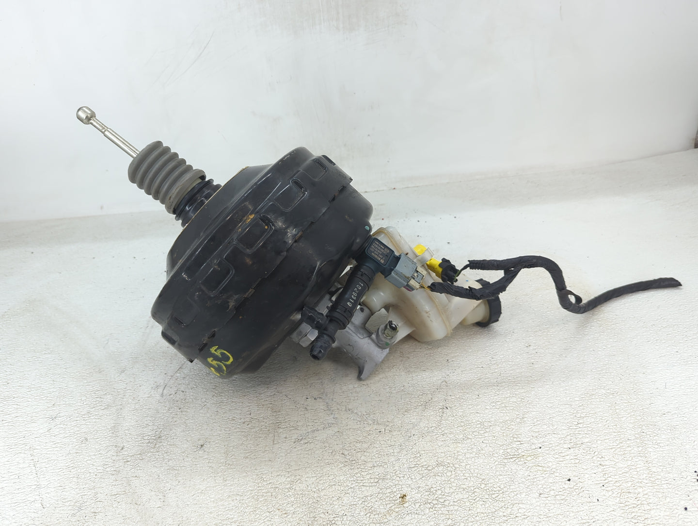 2013-2016 Chevrolet Malibu Power Brake Booster Oem 1423017 - Oemusedautoparts1.com