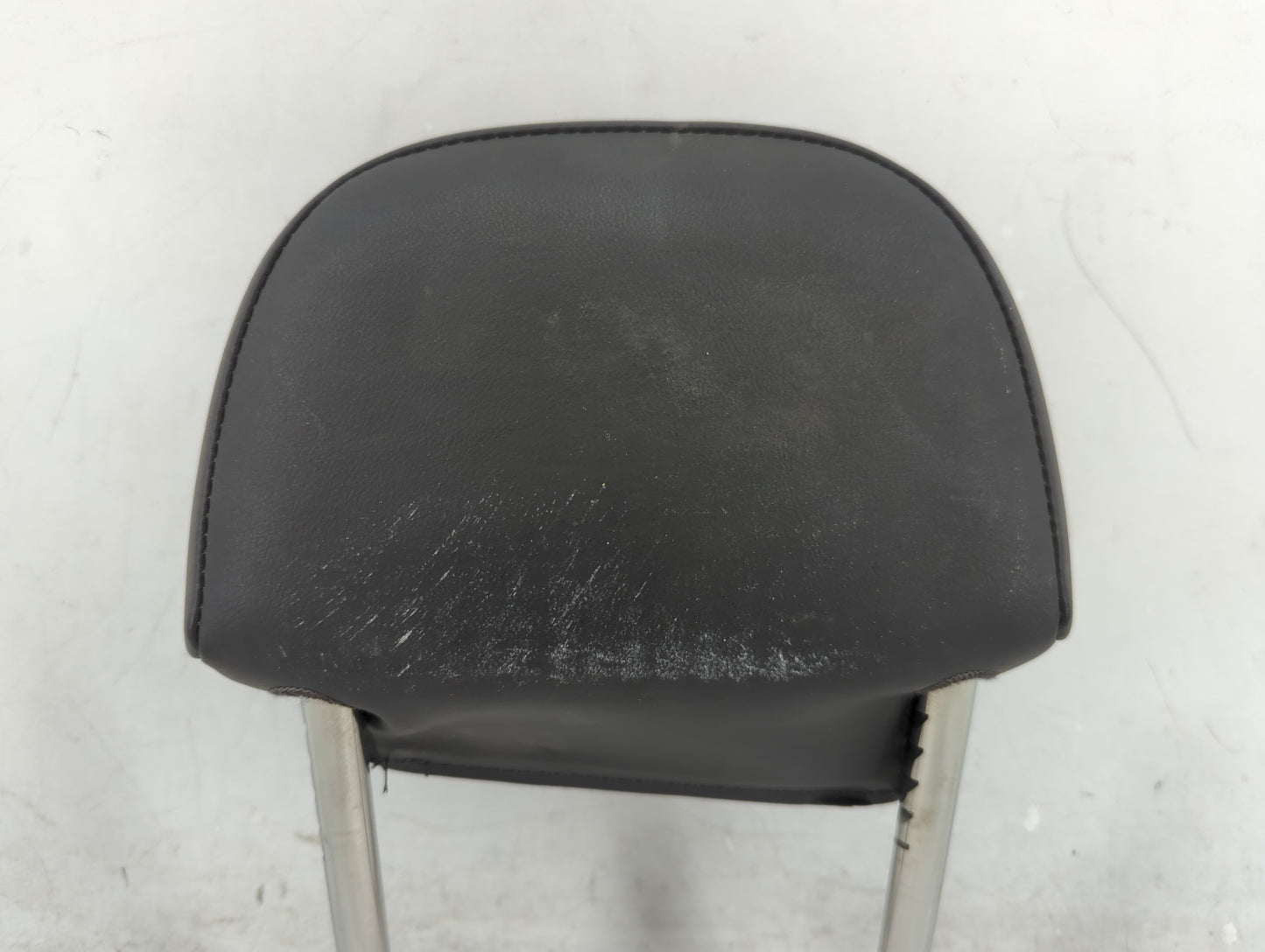 2014-2015 Chevrolet Malibu Headrest Head Rest Rear Center Seat Fits Fits 2014 2015 OEM Used Auto Parts - Oemusedautoparts1.c