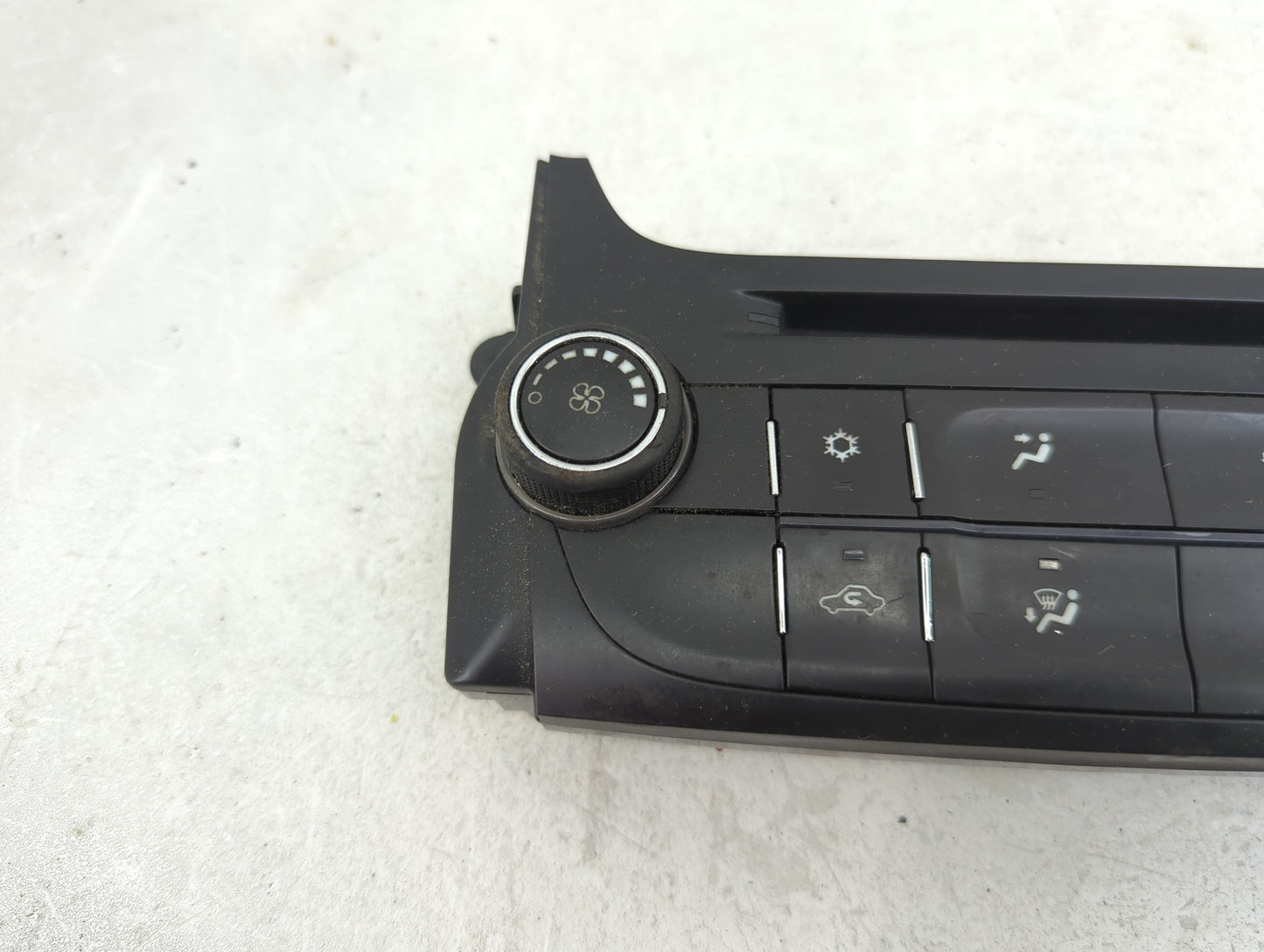 2014-2016 Chevrolet Malibu Climate Control Module Temperature AC/Heater Replacement P/N:23465797 Fits Fits 2014 2015 2016 OE