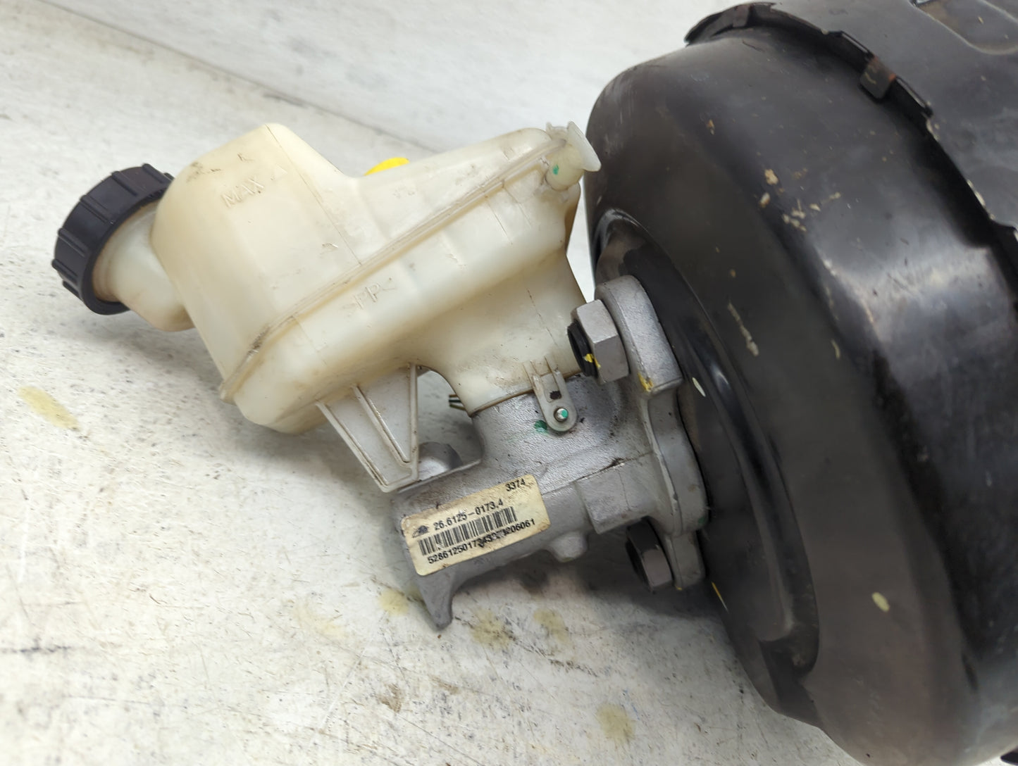 2013-2016 Chevrolet Malibu Power Brake Booster Oem 1427903 - Oemusedautoparts1.com