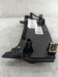 2014-2016 Chevrolet Malibu Climate Control Module Temperature AC/Heater Replacement P/N:23465797 545290509 Fits OEM Used Aut