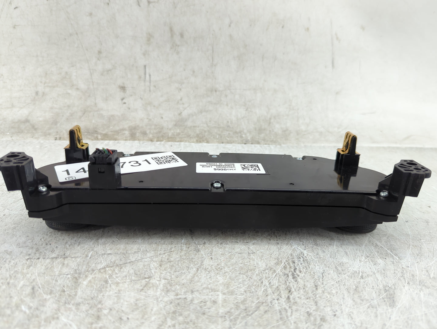2014-2016 Chevrolet Malibu Radio Control Panel - Oemusedautoparts1.com