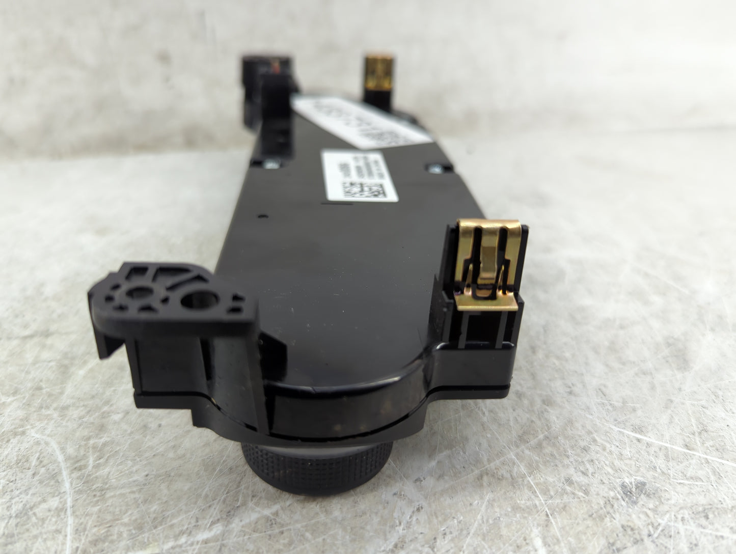 2014-2016 Chevrolet Malibu Radio Control Panel - Oemusedautoparts1.com