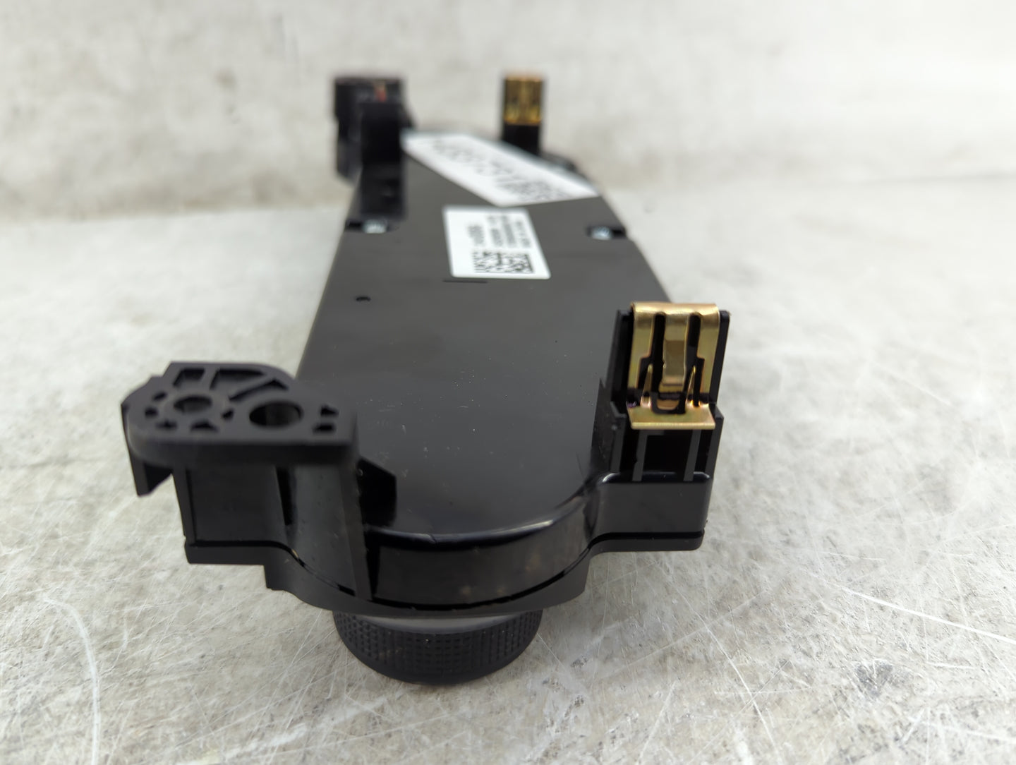 2014-2016 Chevrolet Malibu Radio Control Panel - Oemusedautoparts1.com