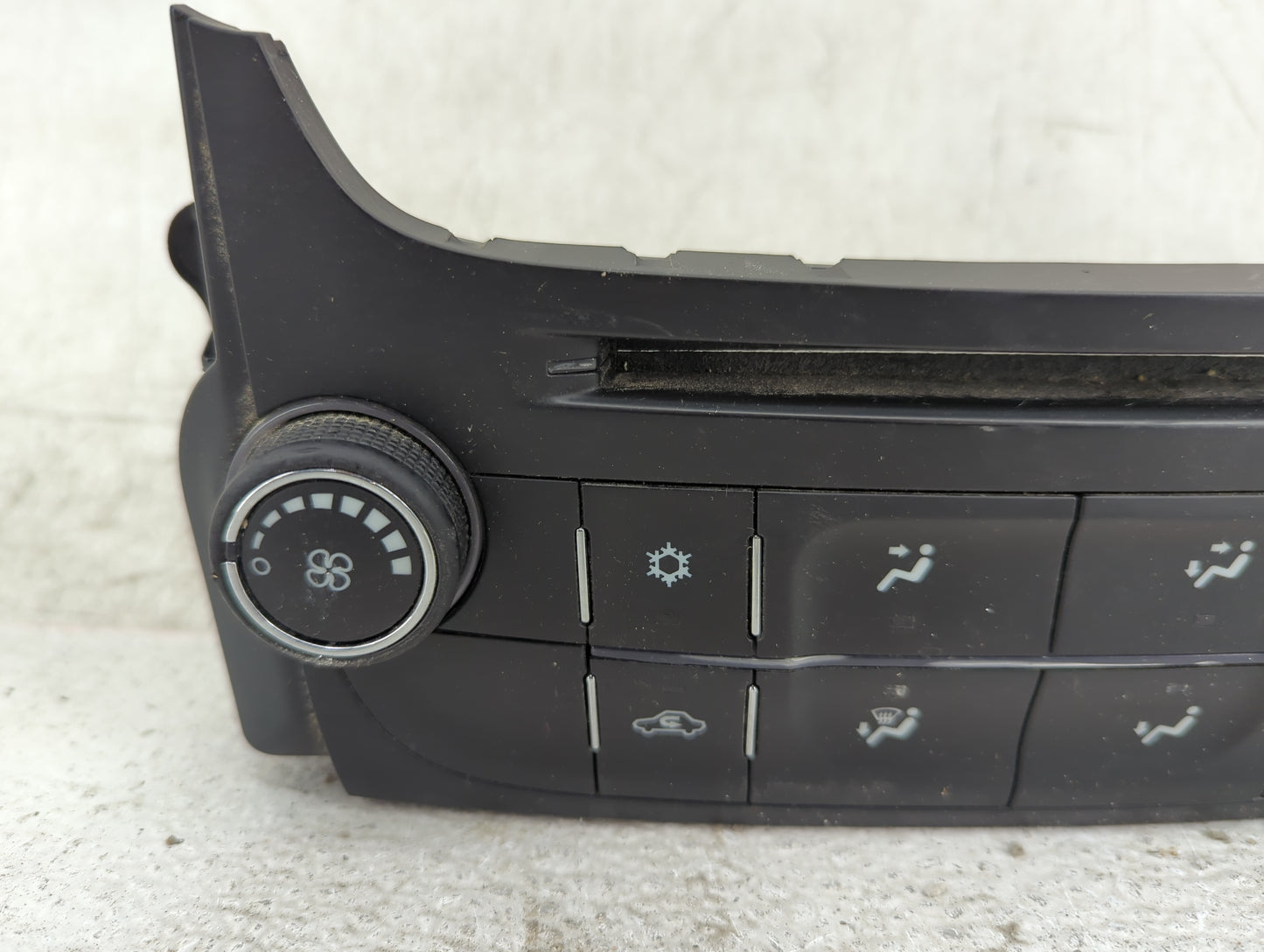 2014-2016 Chevrolet Malibu Climate Control Module Temperature AC/Heater Replacement P/N:23465797 545290509 Fits OEM Used Aut