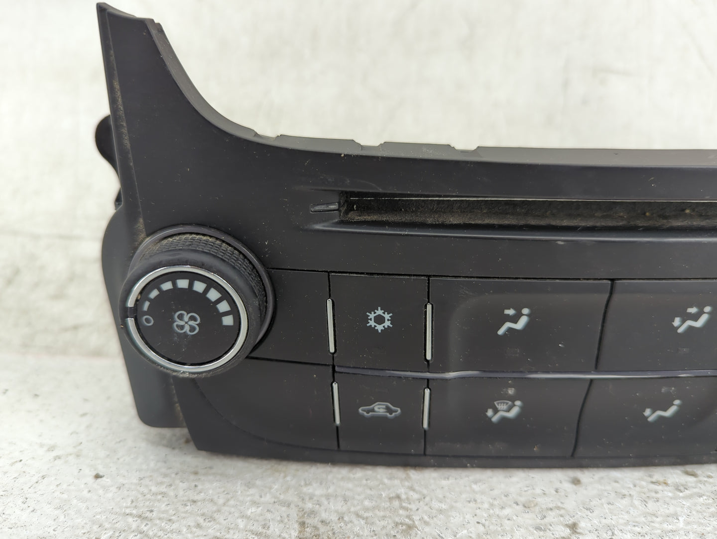 2014-2016 Chevrolet Malibu Climate Control Module Temperature AC/Heater Replacement P/N:23465797 545290509 Fits OEM Used Aut