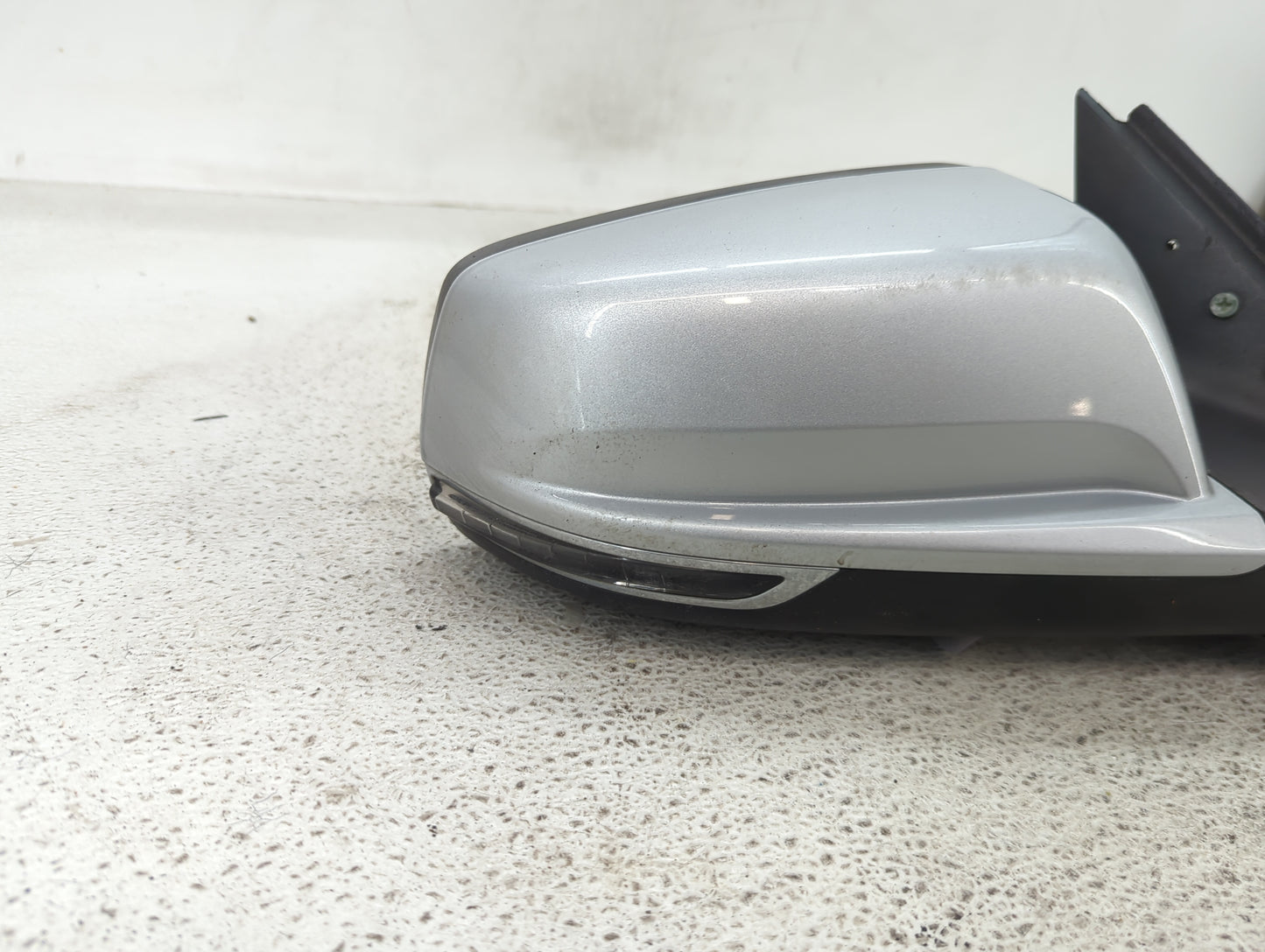 2014-2016 Chevrolet Malibu Passenger Side View Mirror - Right Door Mirror OEM Used - Oemusedautoparts1.com