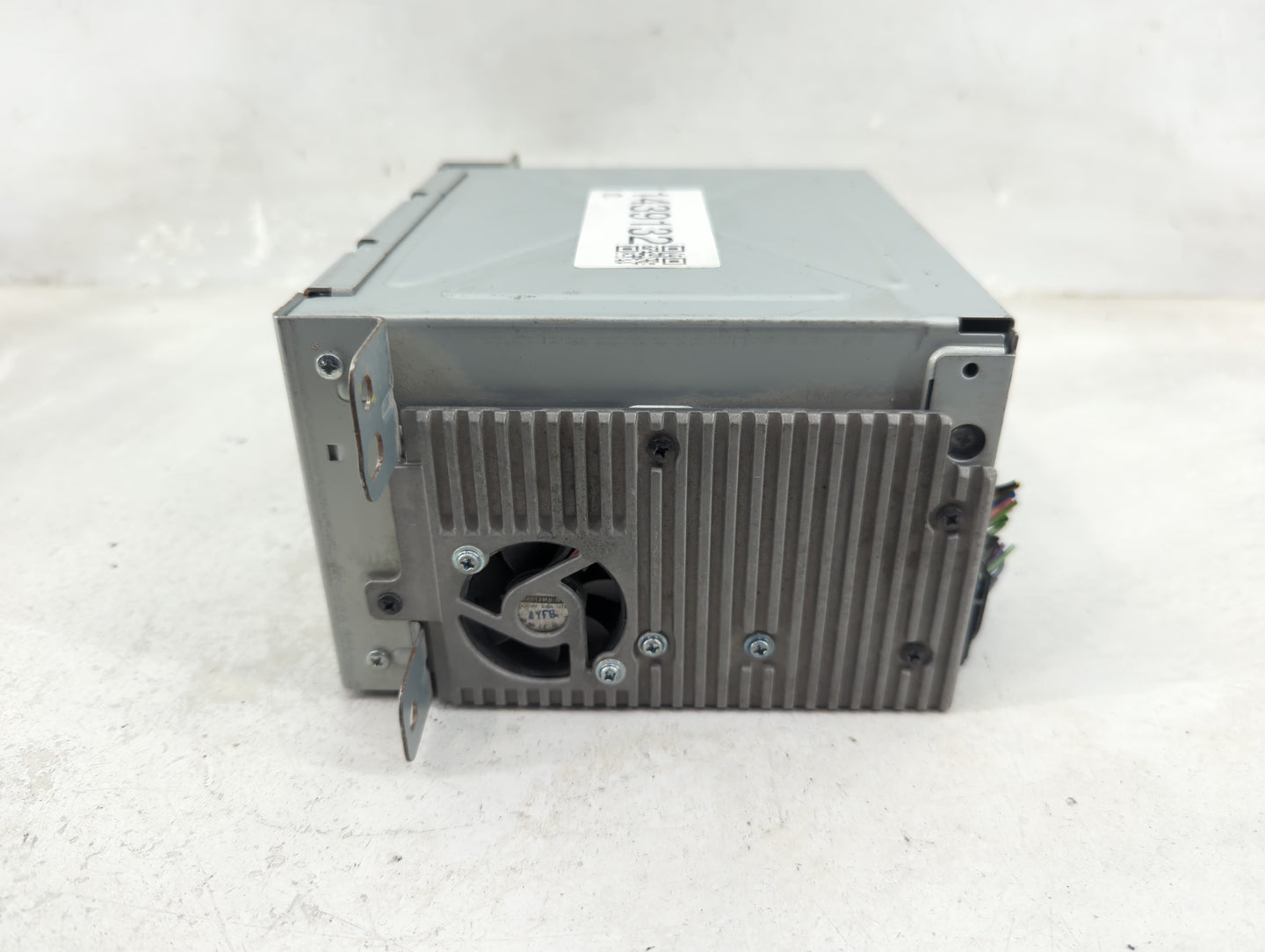 2014-2016 Chevrolet Malibu Radio AM FM Cd Player Receiver Replacement Fits Fits 2014 2015 2016 OEM Used Auto Parts - Oemused