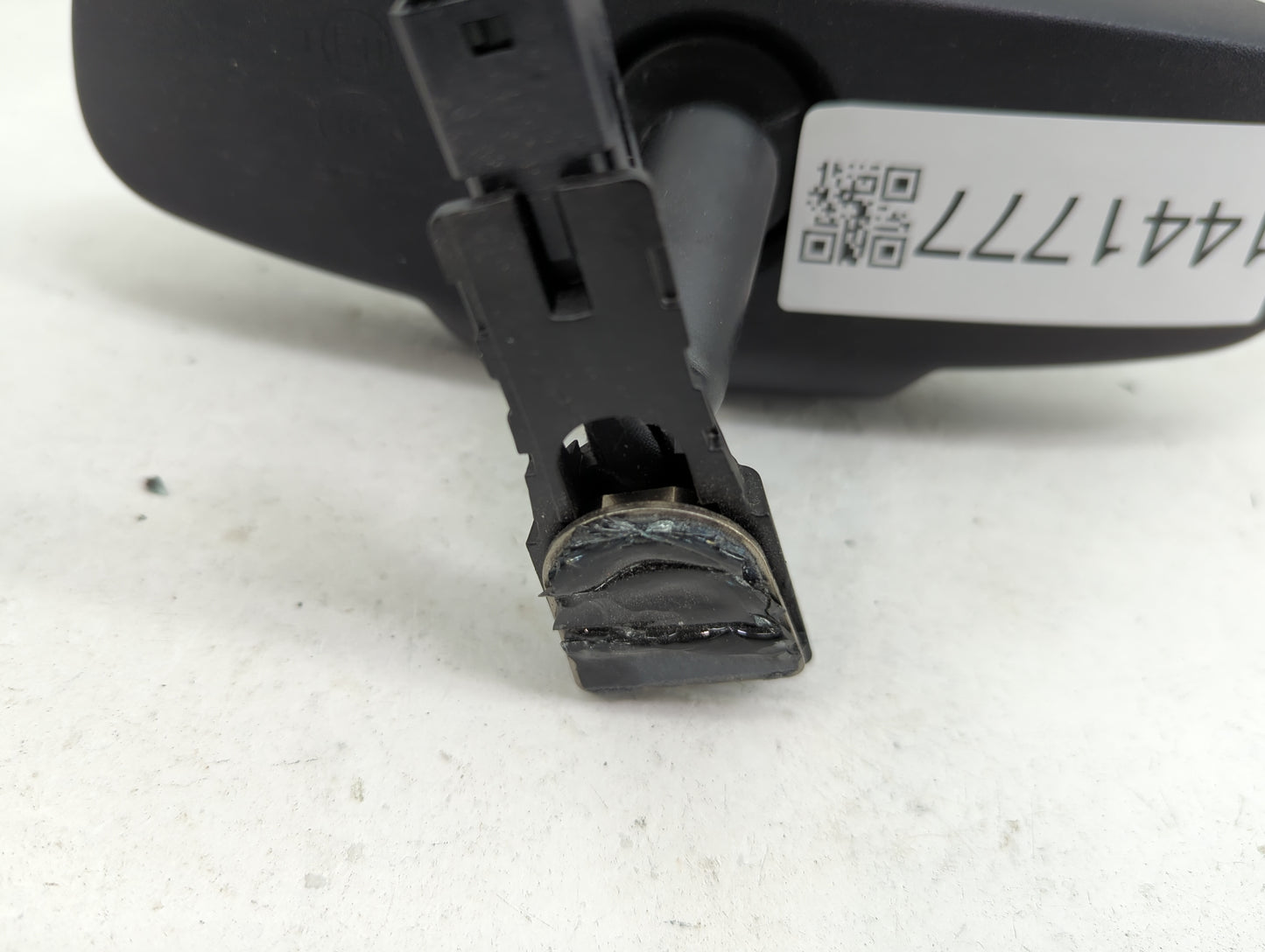 2013-2016 Chevrolet Malibu Interior Rear View Mirror Replacement OEM Fits OEM Used Auto Parts - Oemusedautoparts1.com