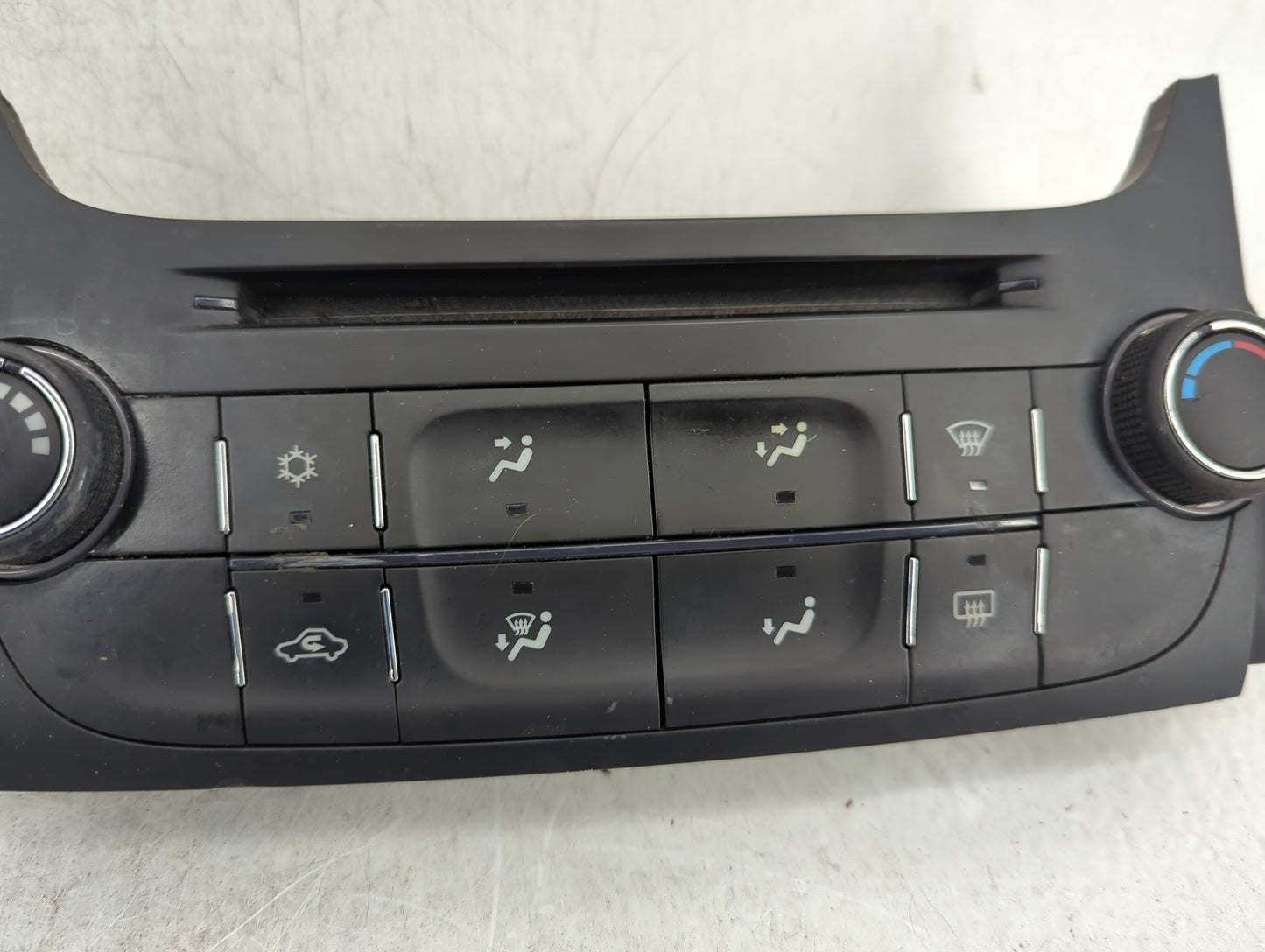 2014-2016 Chevrolet Malibu Climate Control Module Temperature AC/Heater Replacement P/N:23465797 545290509 Fits OEM Used Aut