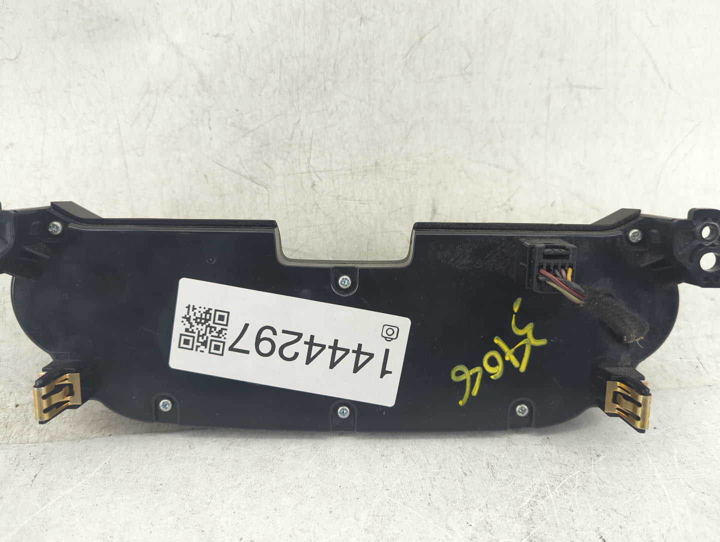 2014-2016 Chevrolet Malibu Radio Control Panel - Oemusedautoparts1.com