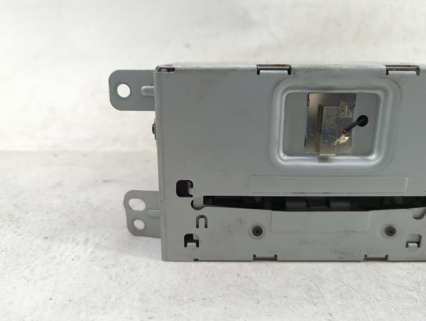 2014-2016 Chevrolet Malibu Radio AM FM Cd Player Receiver Replacement P/N:23284461 GA-130-COLR Fits Fits 2014 2015 2016 OEM 
