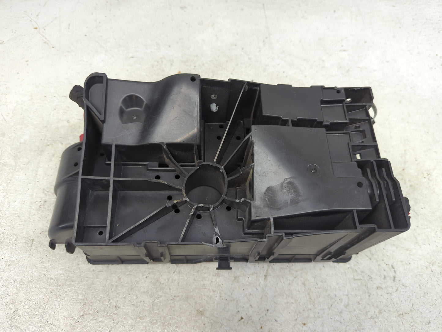 2014-2016 Chevrolet Malibu Fusebox Fuse Box Panel Relay Module P/N:23424338_01 Fits Fits 2014 2015 2016 OEM Used Auto Parts 