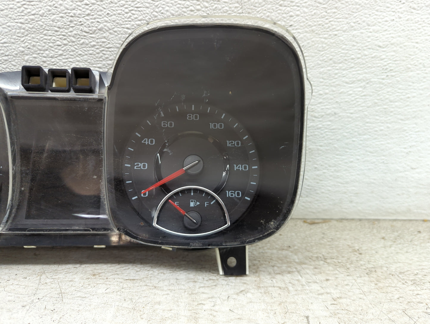 2014-2016 Chevrolet Malibu Speedometer Instrument Cluster Gauges - Oemusedautoparts1.com