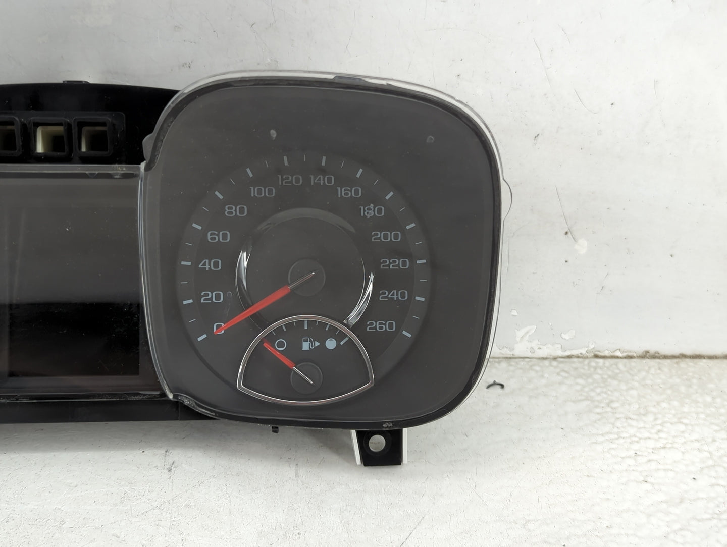 2014-2016 Chevrolet Malibu Instrument Cluster Speedometer Gauges Miles: Fits Fits 2014 2015 2016 OEM Used Auto Parts - Oemus