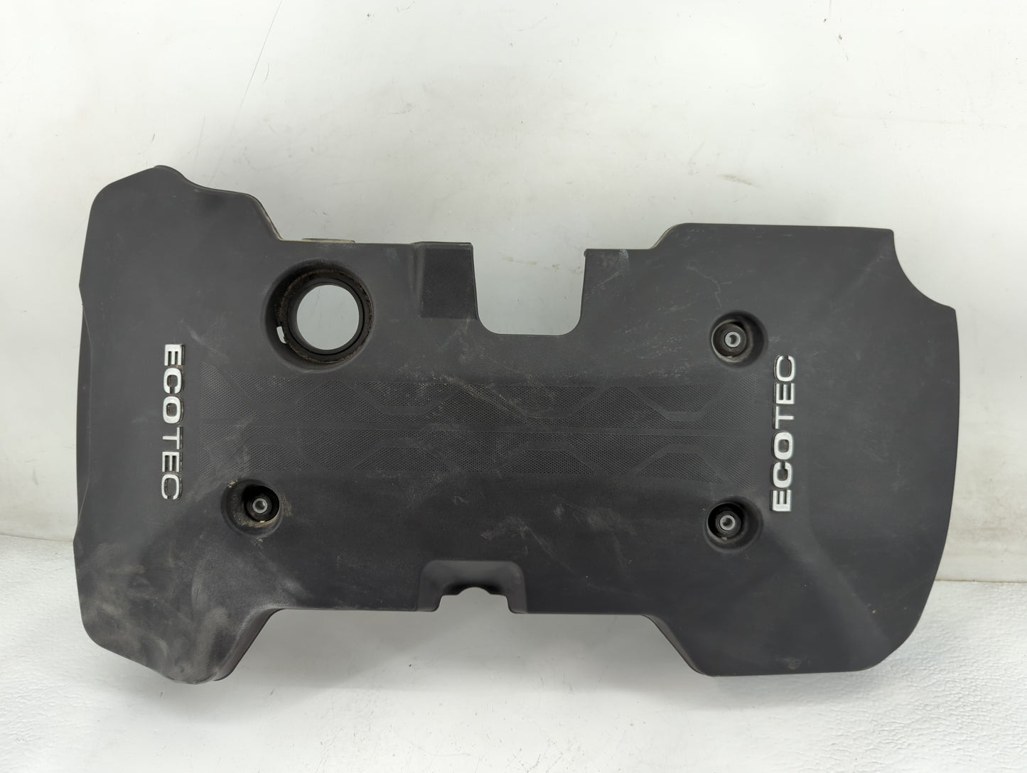 2015 Chevrolet Malibu Engine Cover 1457892 - Oemusedautoparts1.com